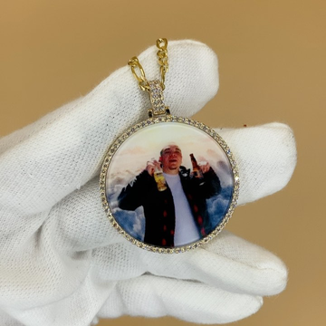 14K Picture Pendant 1.25"